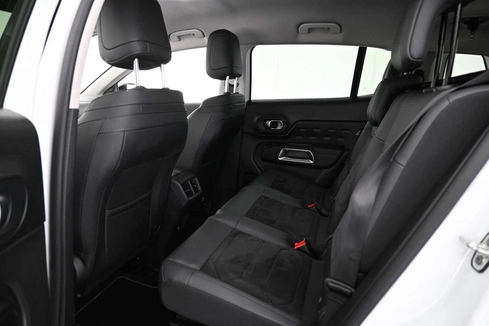 Car Image - 5IBj5Szh3St1B8x93B4OG7