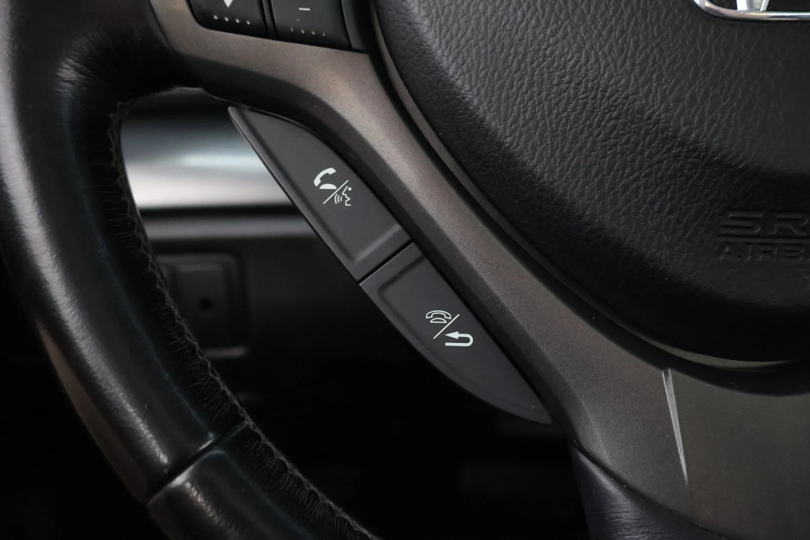 Car Image - 7m8C27Z6jibhzcOpkvnad9