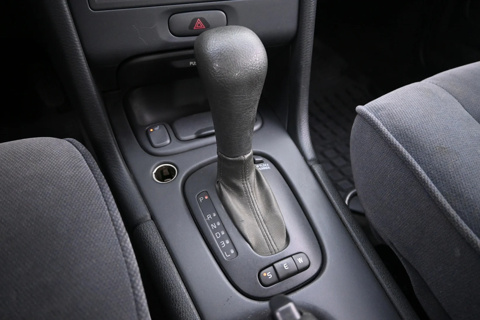 Car Image - c9nu6fZYDVQ3tTKXRVfbT