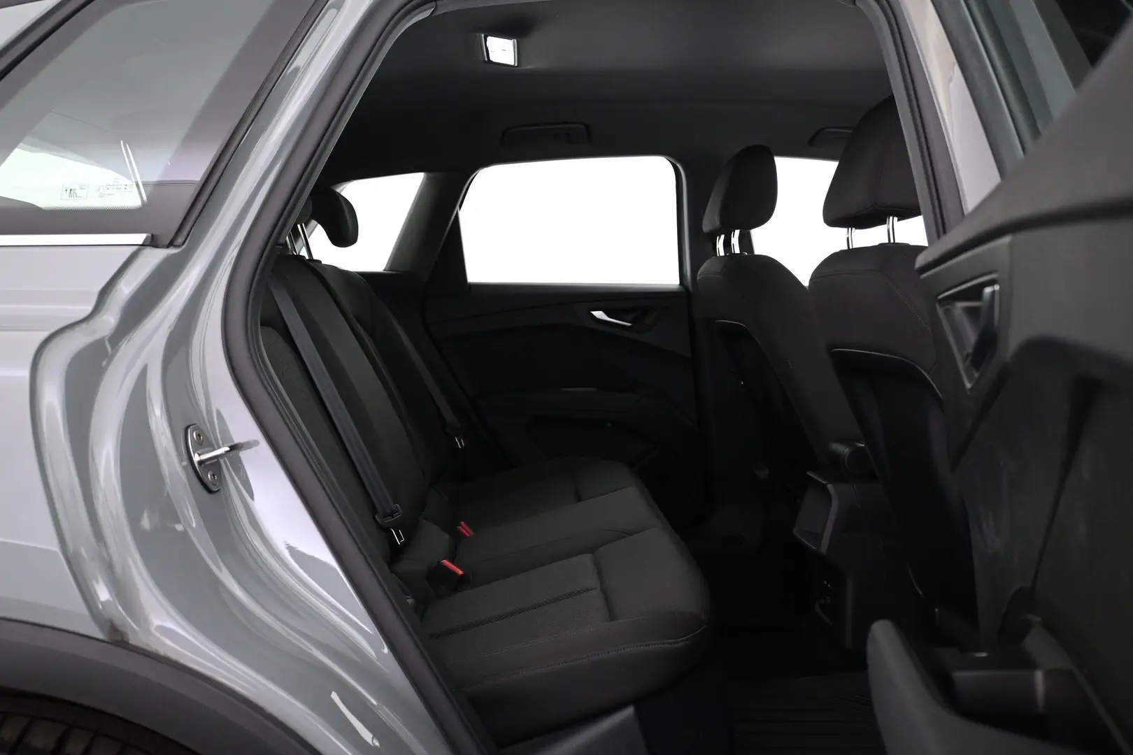 Car Image - 17OXqzXAatYYIxe4JVGN0G