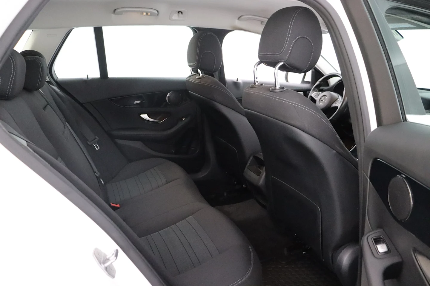 Car Image - OvwsuDmTUT99tNMYn9Ogp
