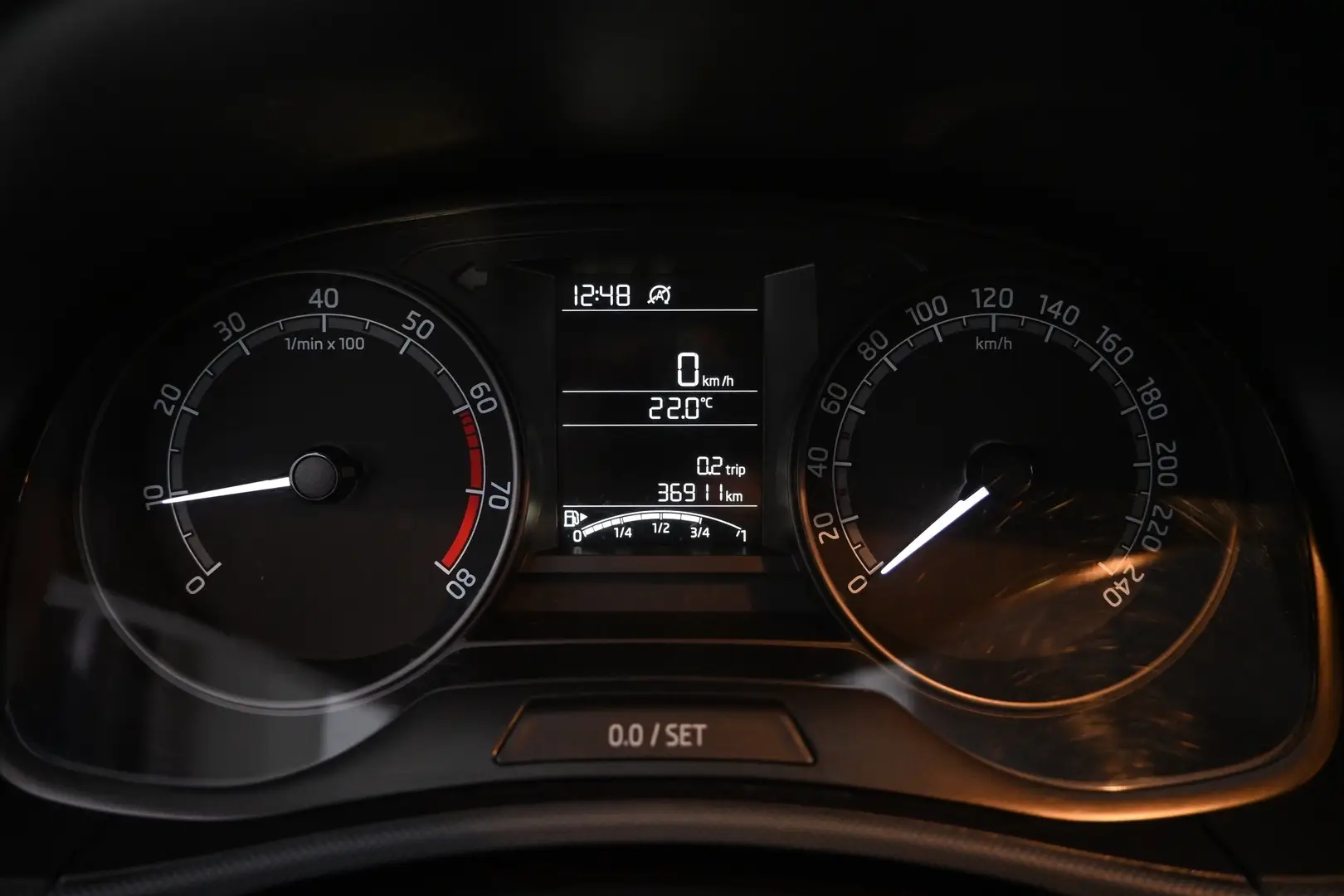 Car Image - 70rtgZvmwRd6nciwfT3hl0