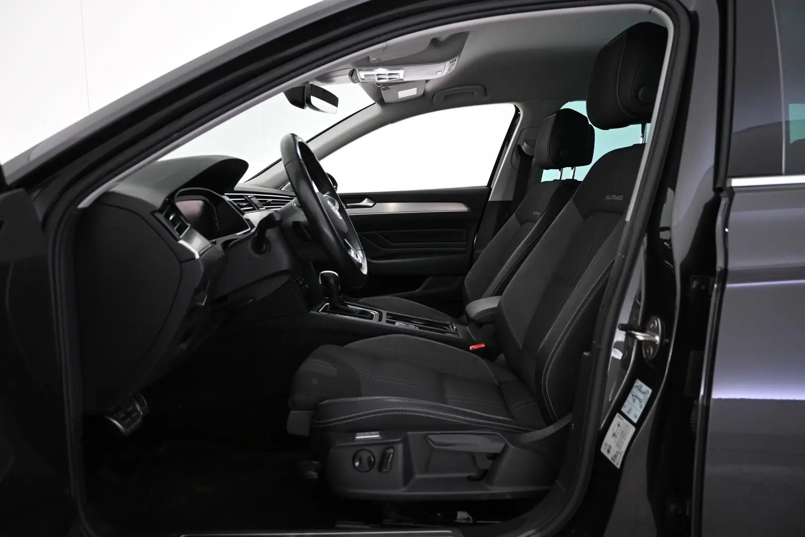 Car Image - 7oJlLegCnxBalErbAMbCQ0