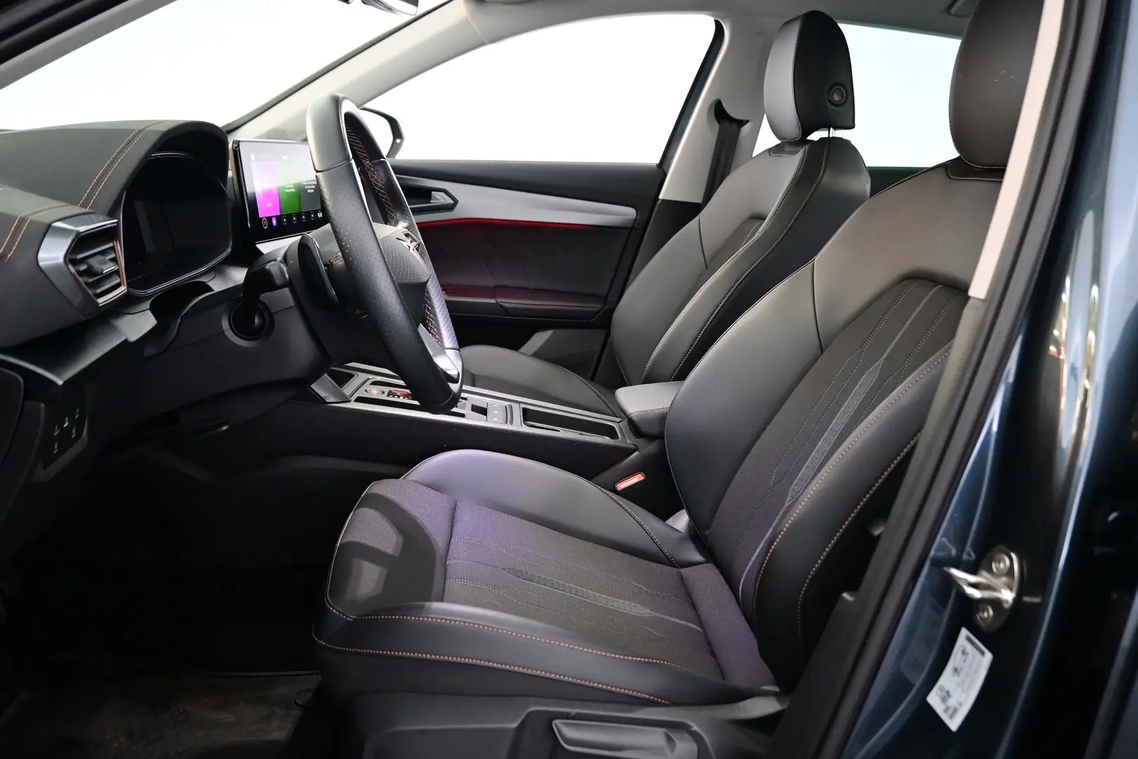 Car Image - 4IDpvpcBNr2rdOHiHA7Lby