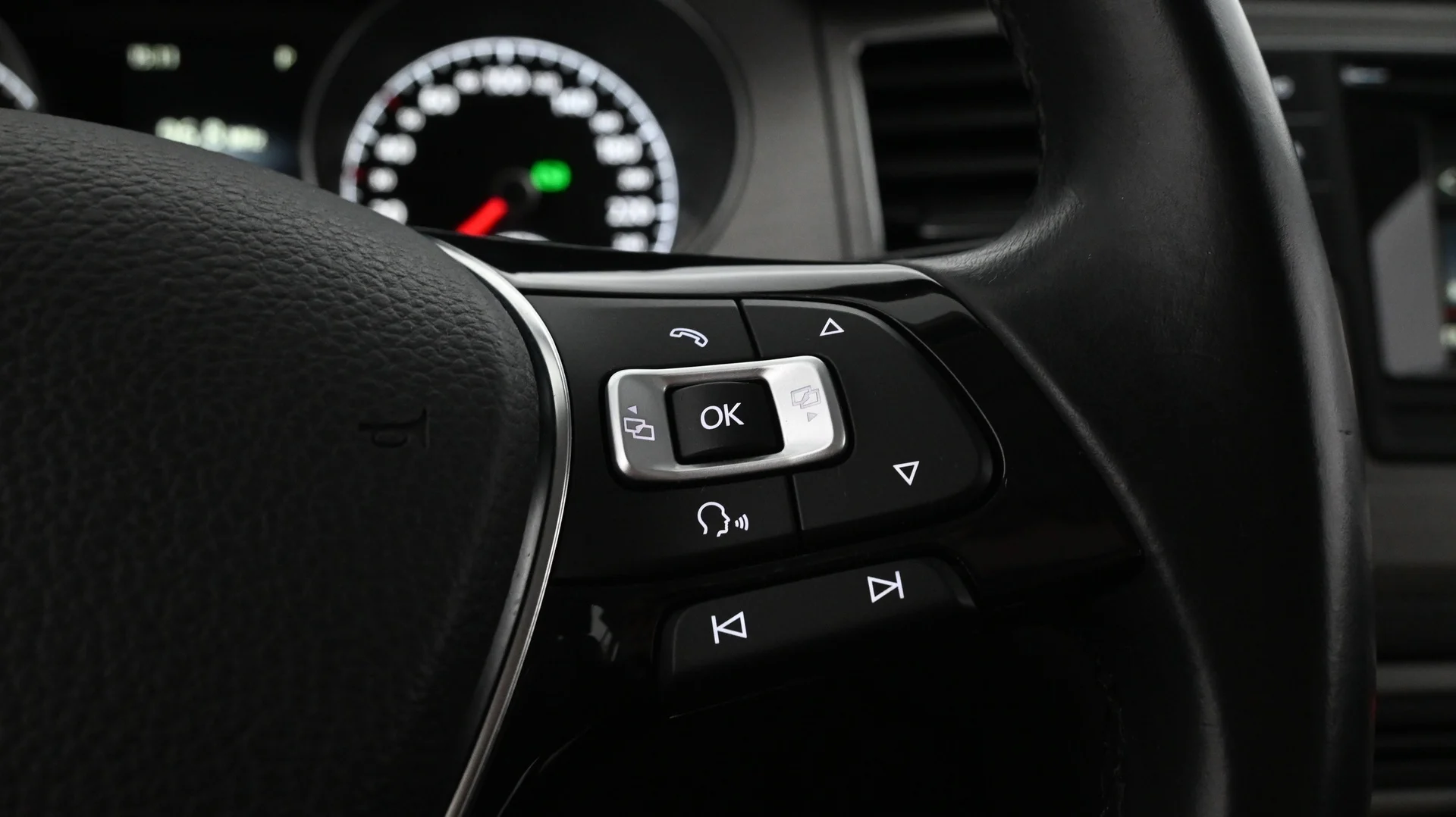 Car Image - 7oD7sFnVH0ZRedHcxm3Ger
