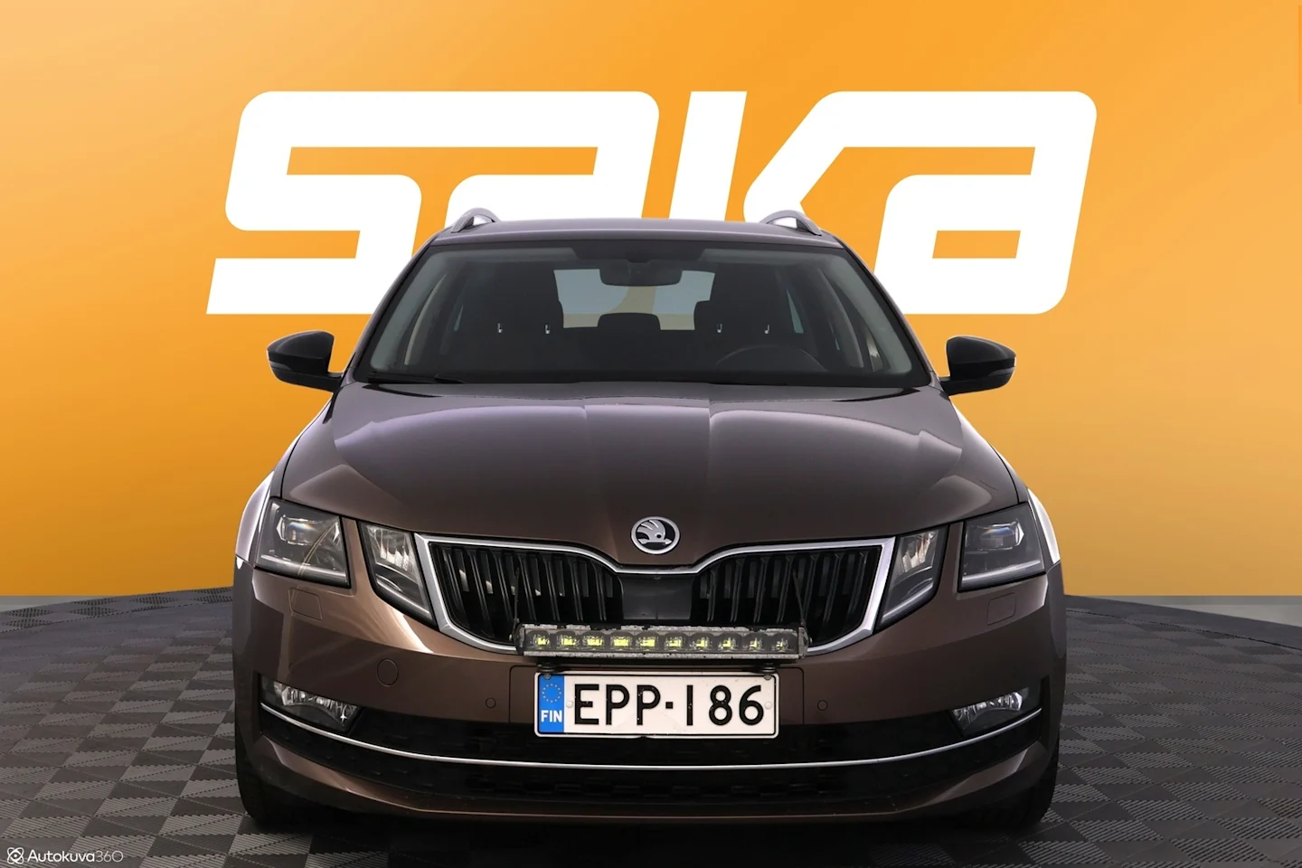 Car Image - 1ll8sL7zBdllNXtlfvDOSF