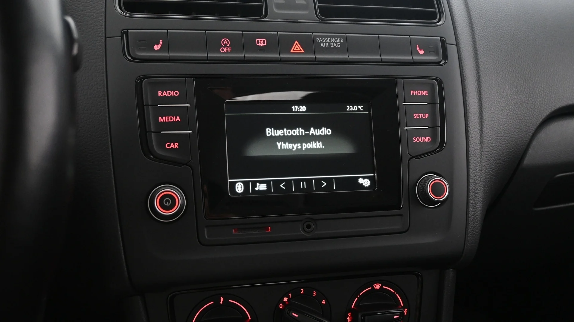 Car Image - 33YcLhea3ctTyZkhZkodbL
