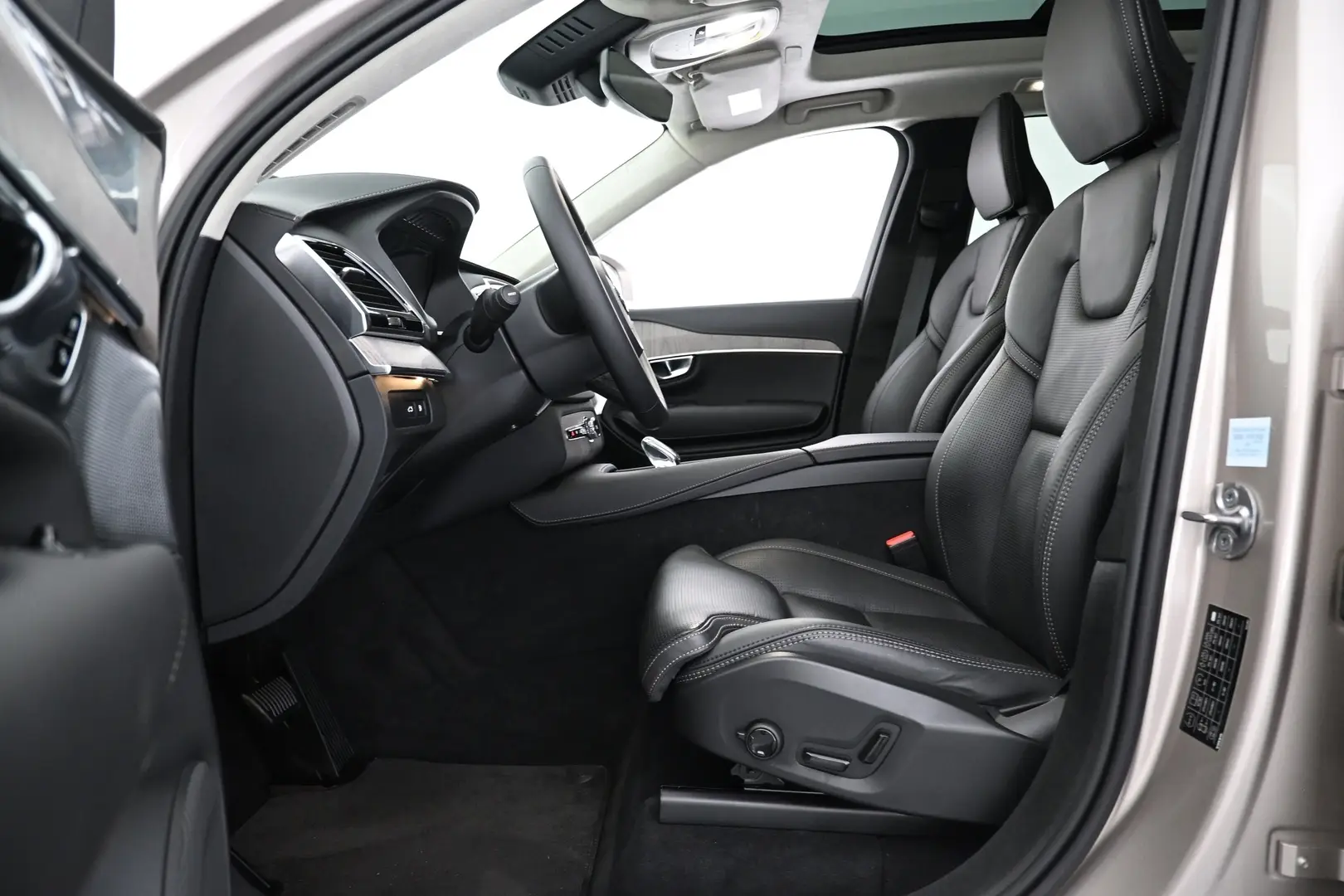 Car Image - 5Hb0M8EjDE58k74dg5L7UN