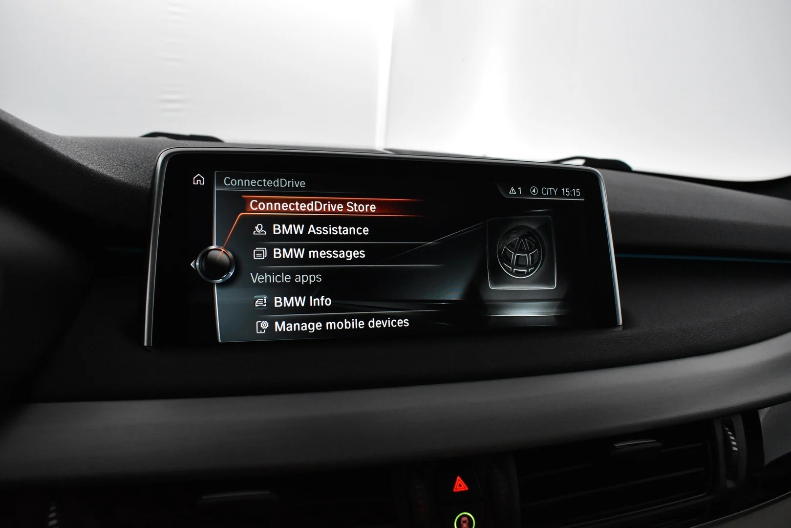 Car Image - 1Rrzv3BNPUTOUasM9SXhL5