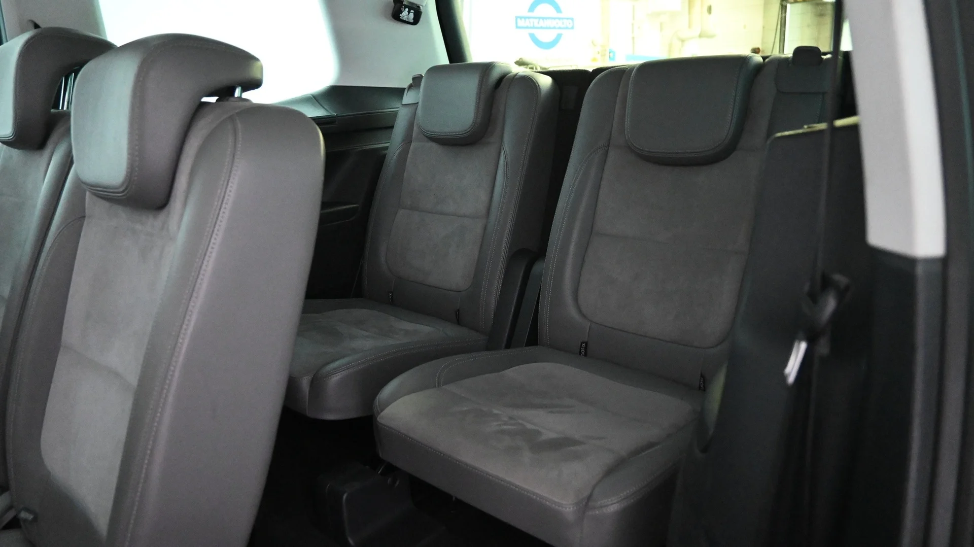 Car Image - 6RUQmnoiPymvG03TlYPju5