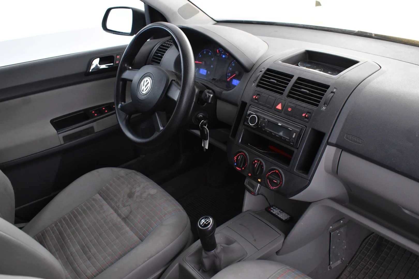 Car Image - 5a9lk8zBxI17g96dUKQHrw
