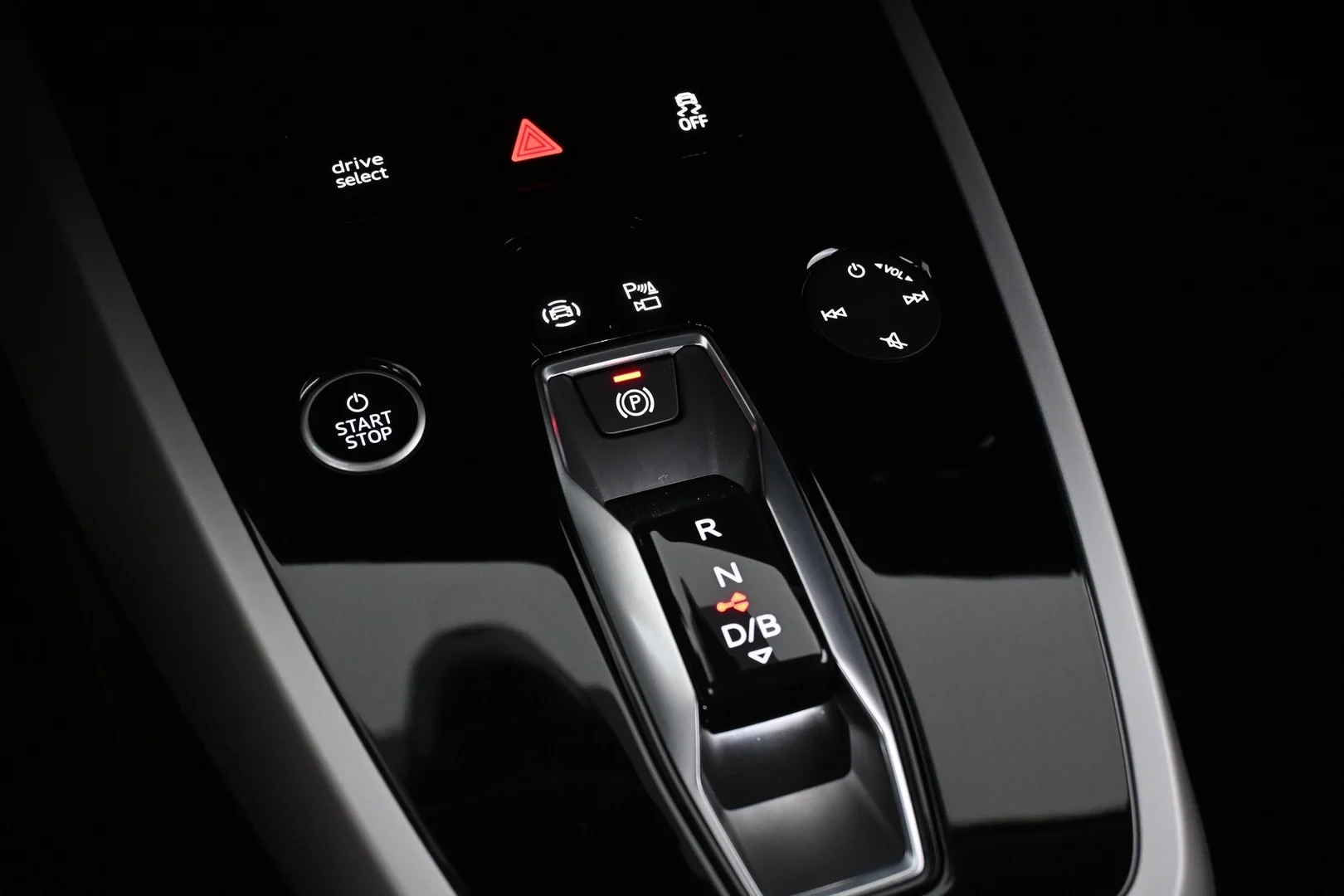 Car Image - 6MiWplxDs9qsCRSJSWO4o8