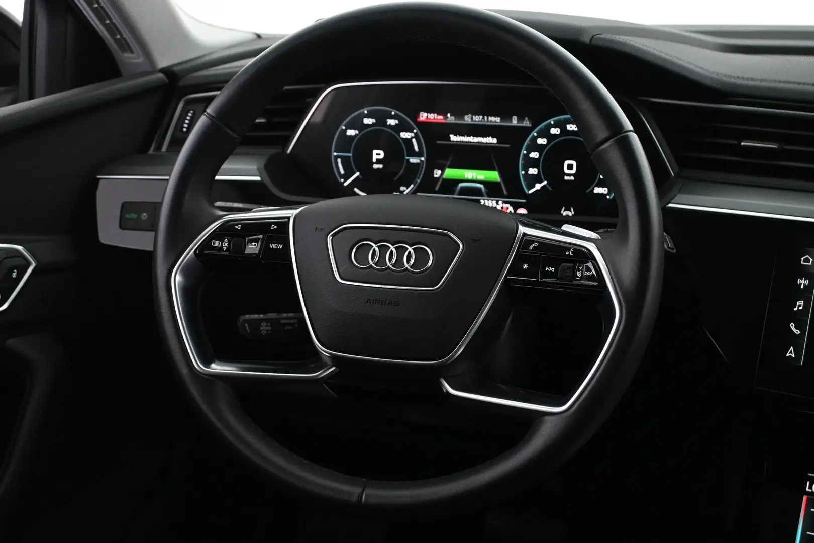 Car Image - 1mAQh5BRQZ33EZxdlqKxU9