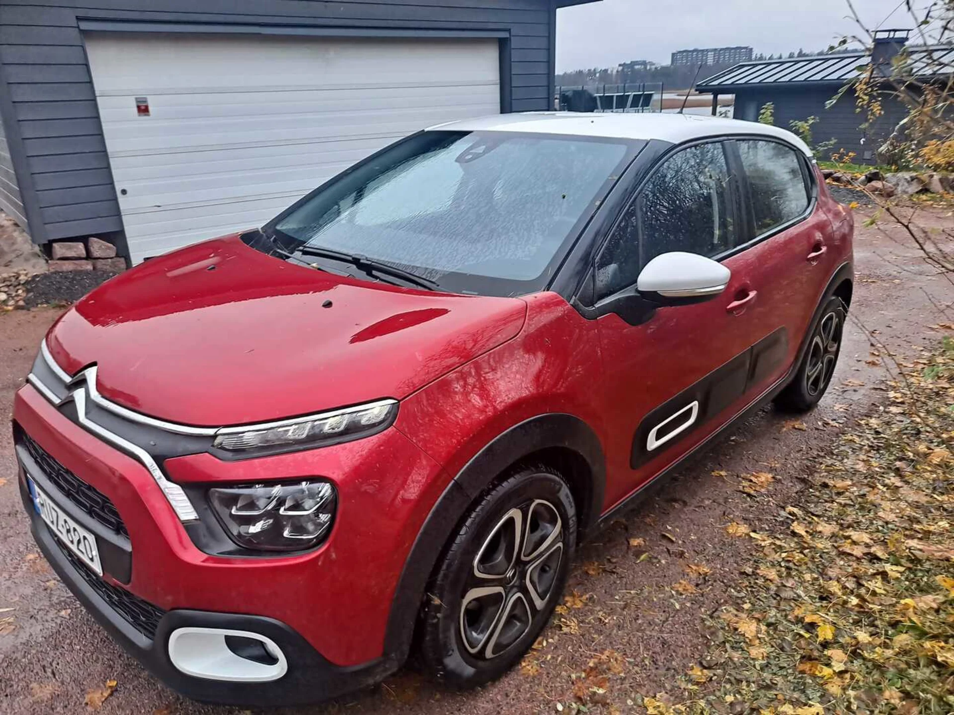 Car Image - 4VcTz0tcXExGlVXa36ntuw