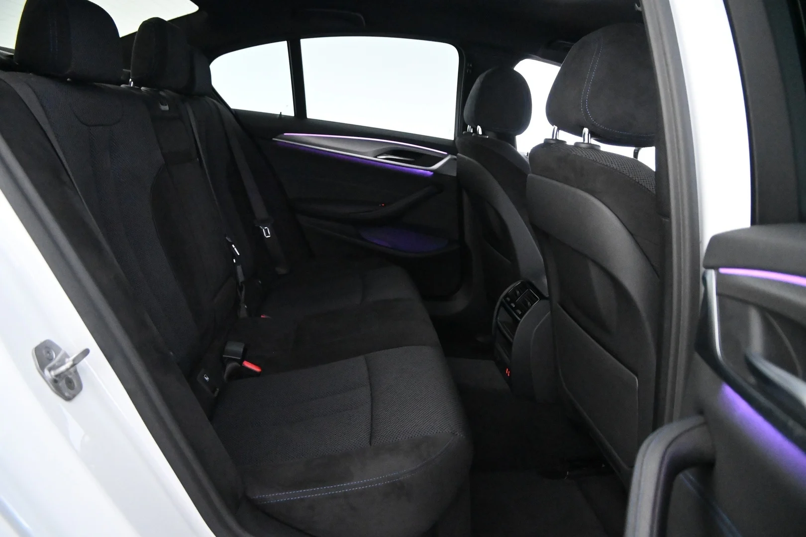 Car Image - js6YDsdq9xXqYNQPh2nXL