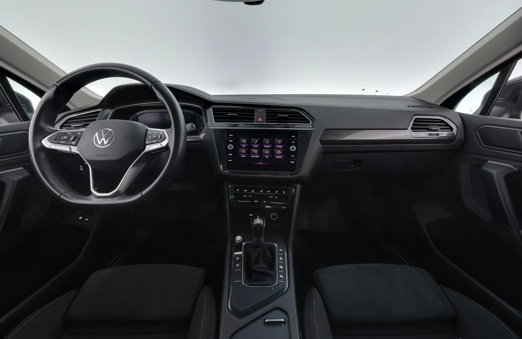 Car Image - 6HfWw7SBqkuv4D0w32uB49
