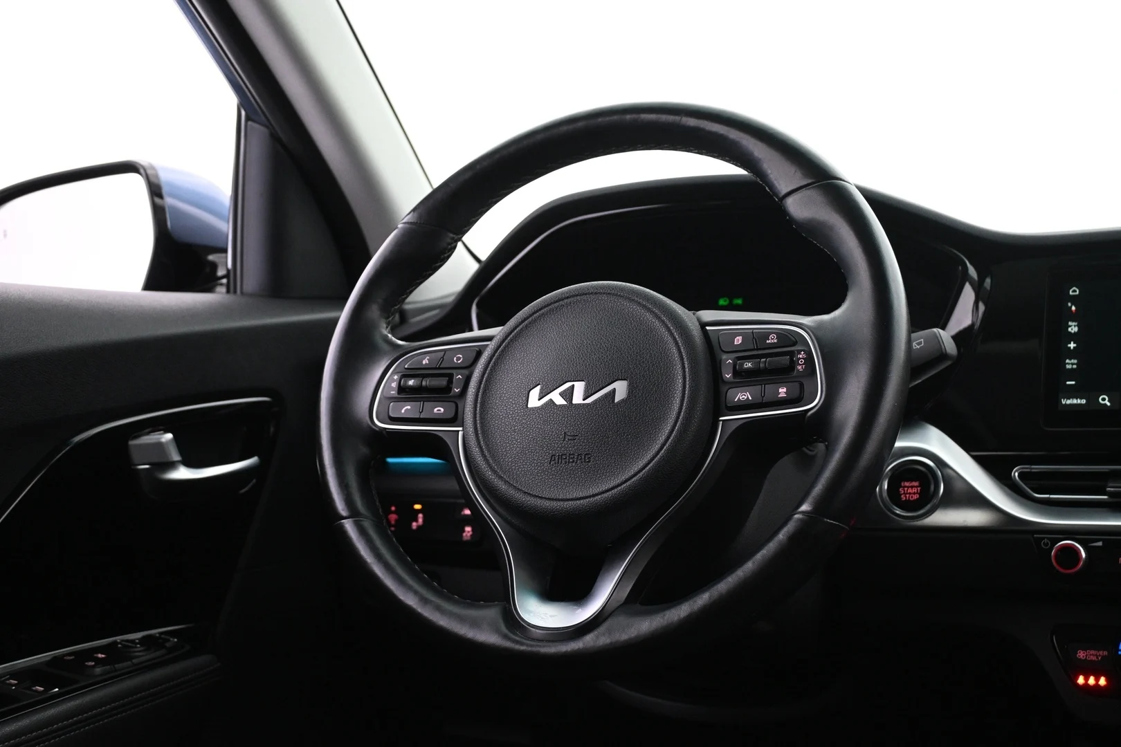 Car Image - 15mknHpzvDDYbcoFXdnDkH