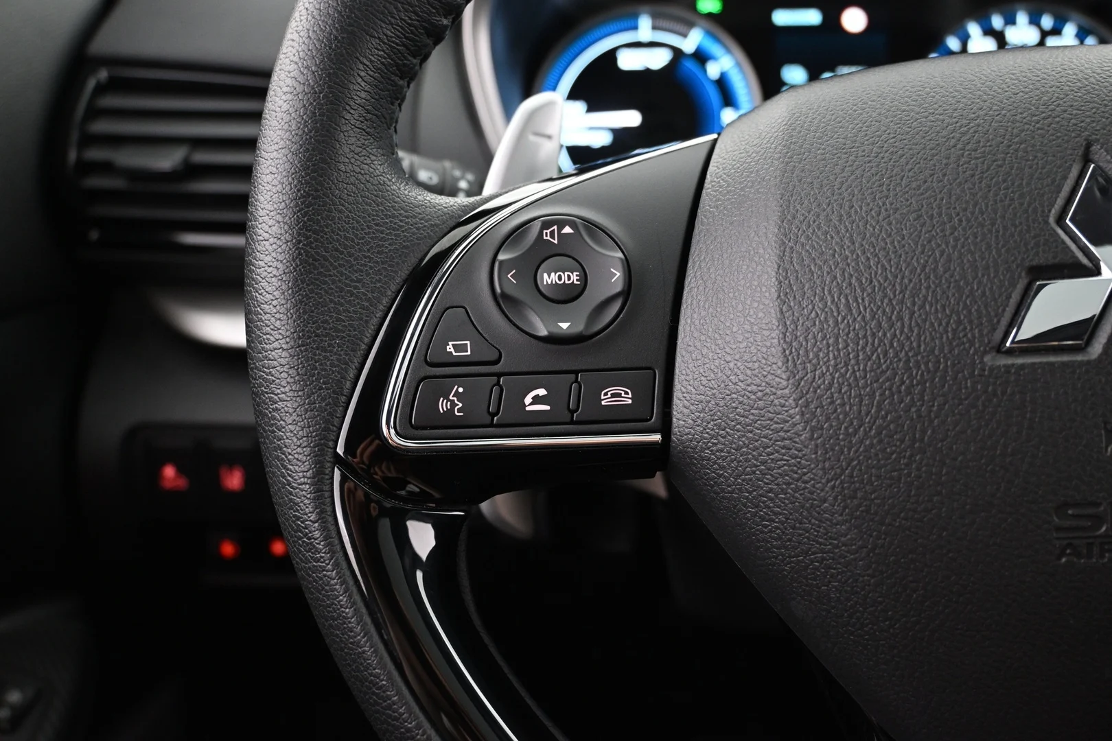 Car Image - Lv1YOgwjH1tFVjlzuKccZ