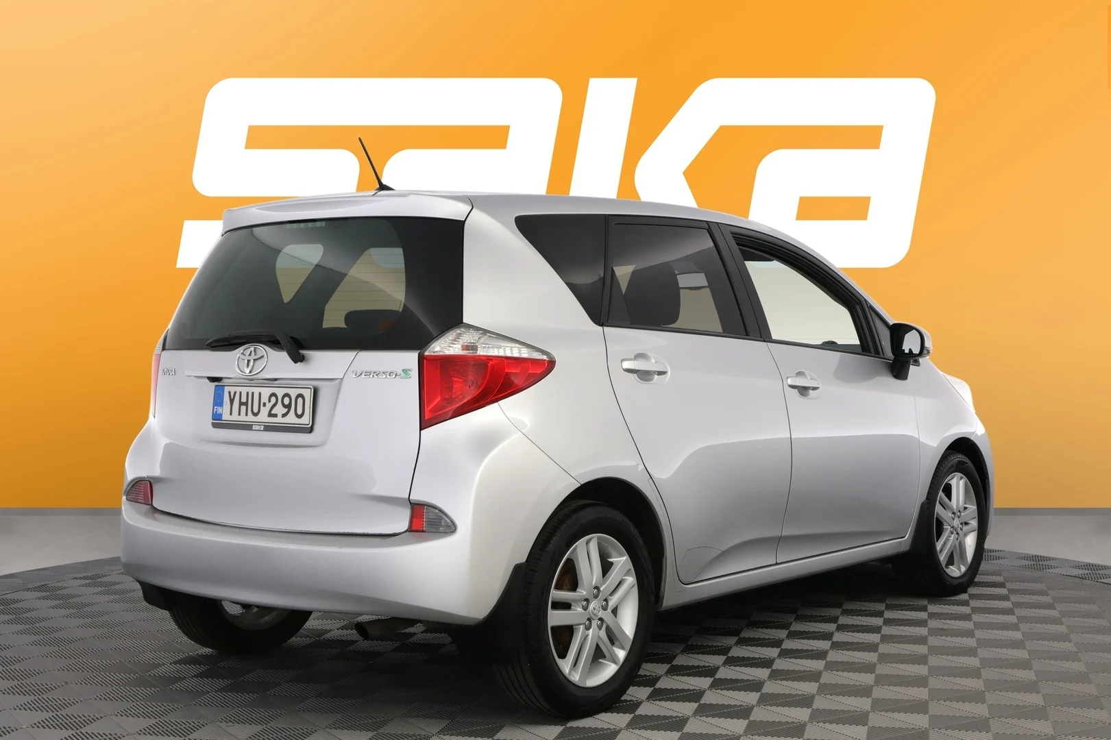 Car Image - 4KmJpWlMJMQnbBCw7akSoq