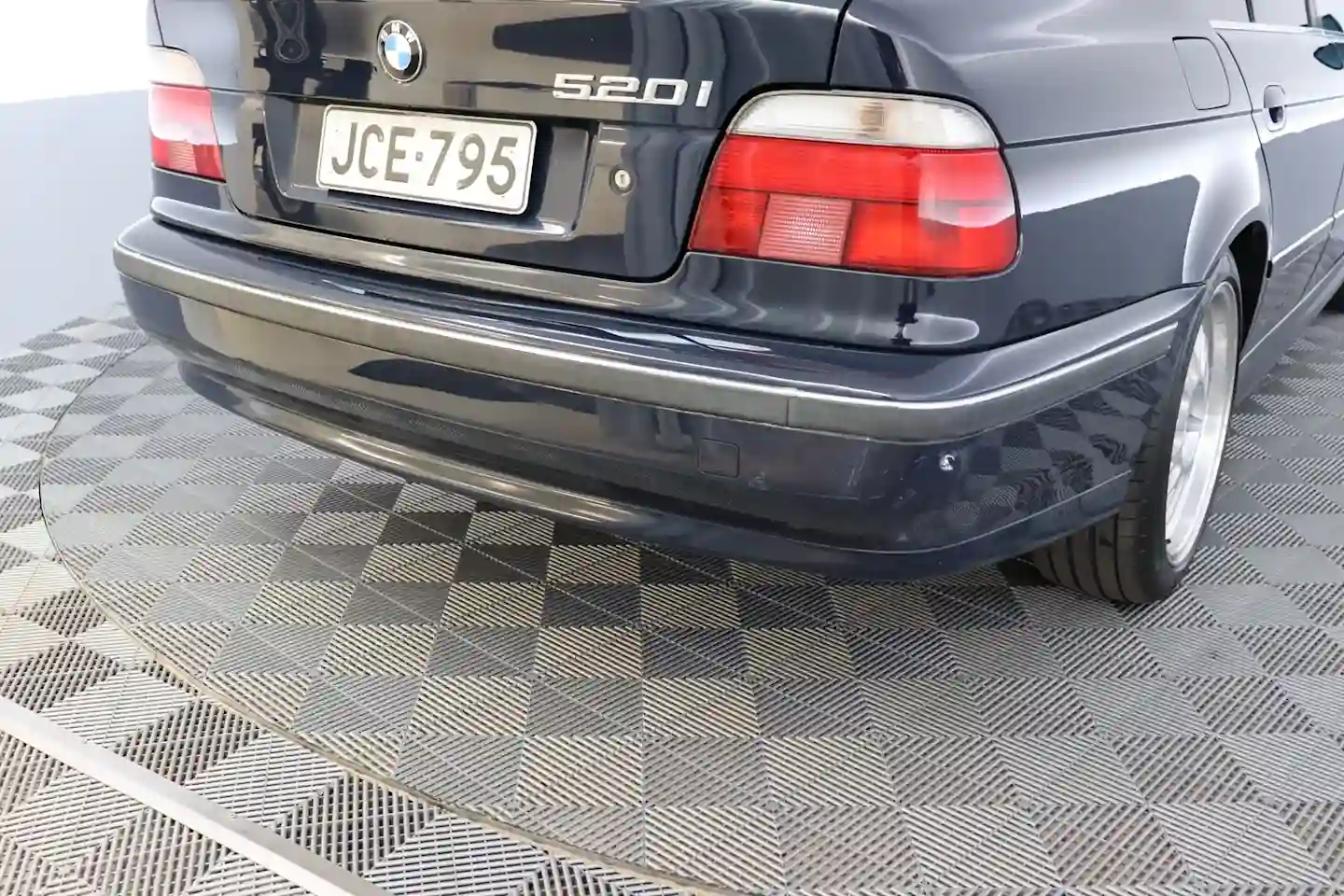 Car Image - 3IKiY7PbxQxpnScLIMlczu