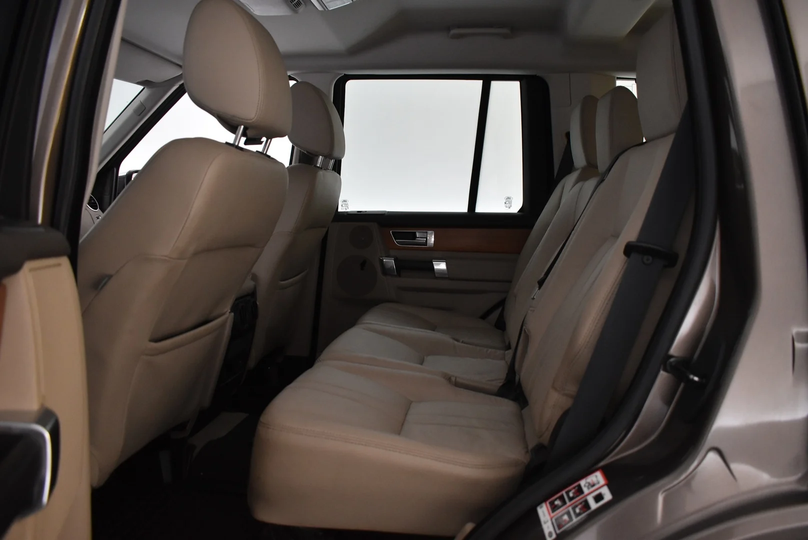 Car Image - ZEkAsc5TcMgAPnhcfie0J