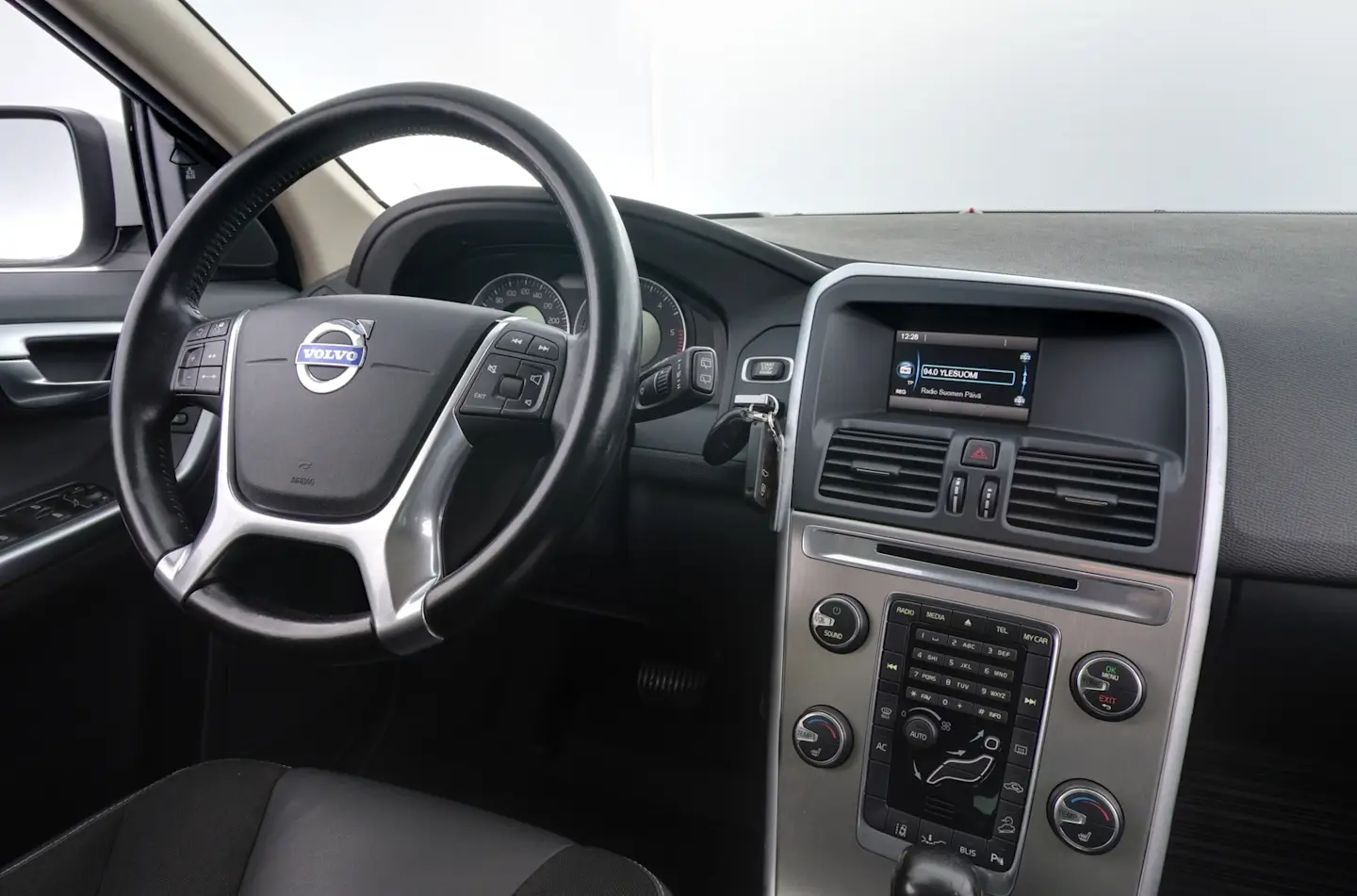 Car Image - sjExv0jxseicr3U6eN9uZ