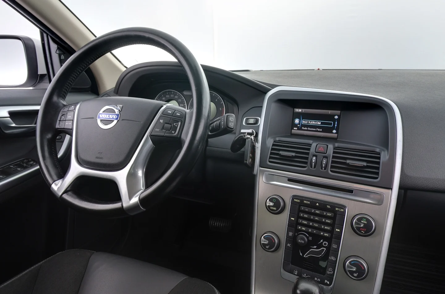 Car Image - sjExv0jxseicr3U6eN9uZ