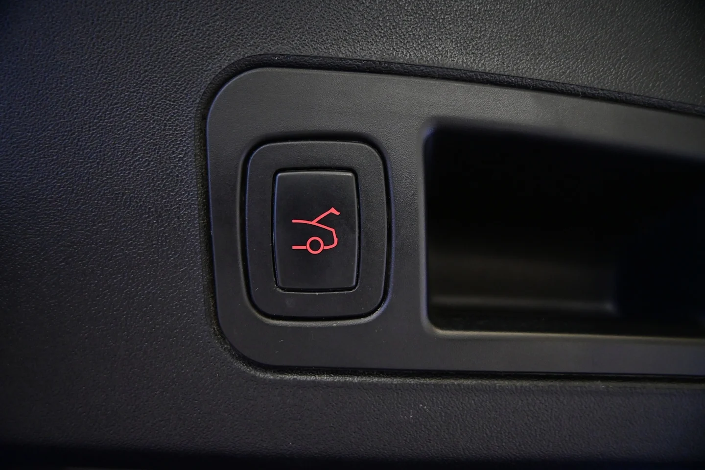Car Image - 5LjNWqnC8HcoyzKTKqEe6X