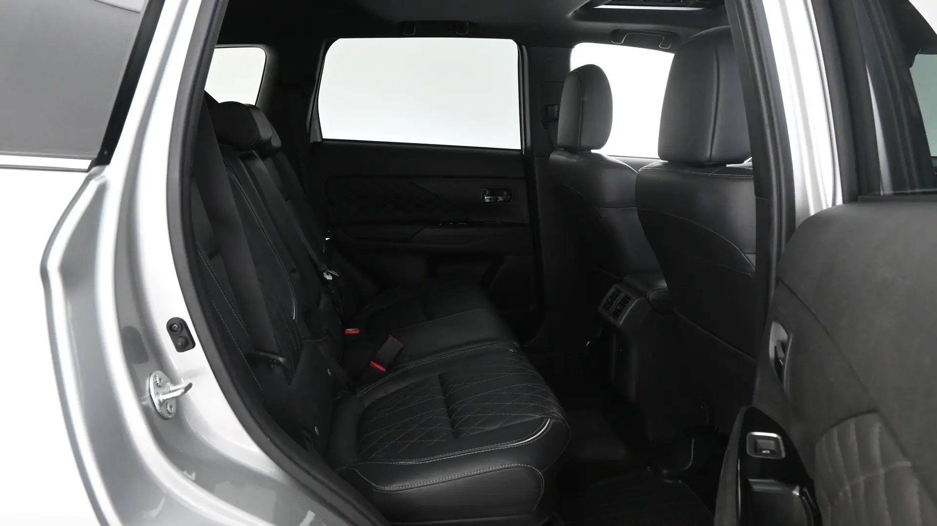 Car Image - 2nfVczcvgvTq2YX1dEr7Iw