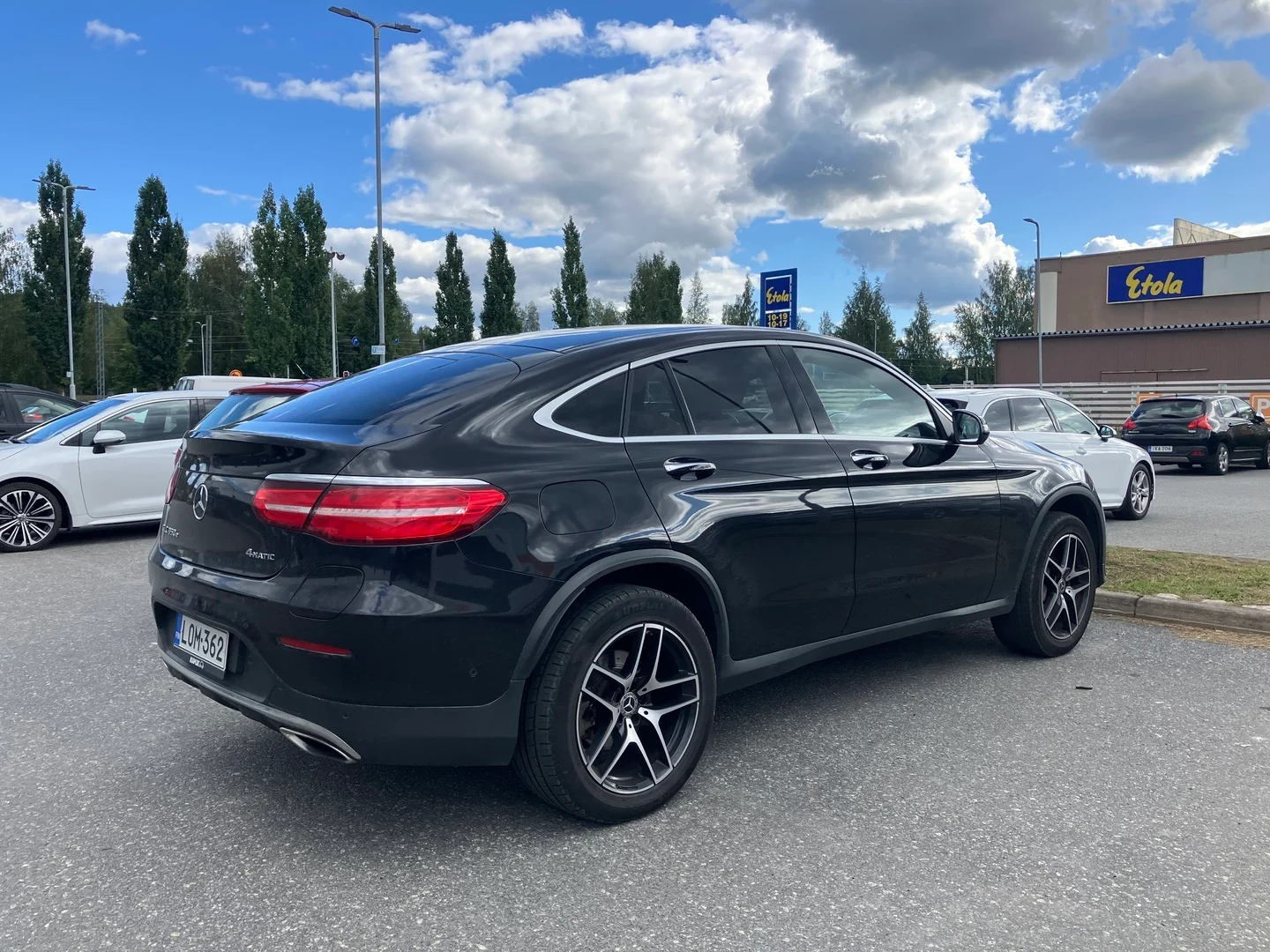 Car Image - ZrxcVuCEovyesBMEfNB7T