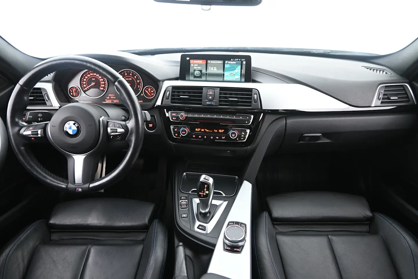 Car Image - 2jSuG5JF1K2S8AQTpXl4lJ