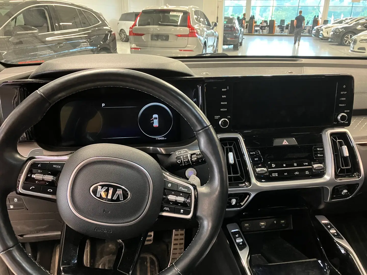 Car Image - 1Oh8HDA9EIpJNoNBcOuSWT