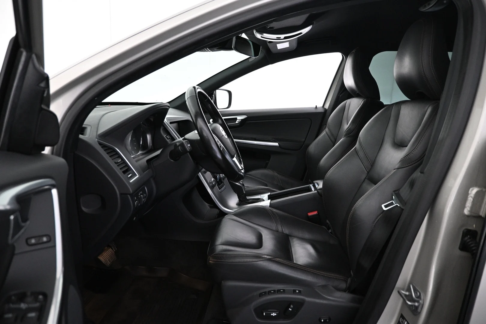 Car Image - 4Hmlozq5JPv443lJXPsCRx