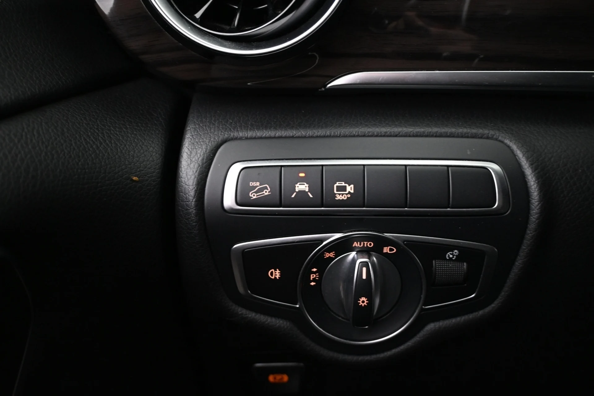 Car Image - 6LTBMJMbEvCBAZxyZuibWL