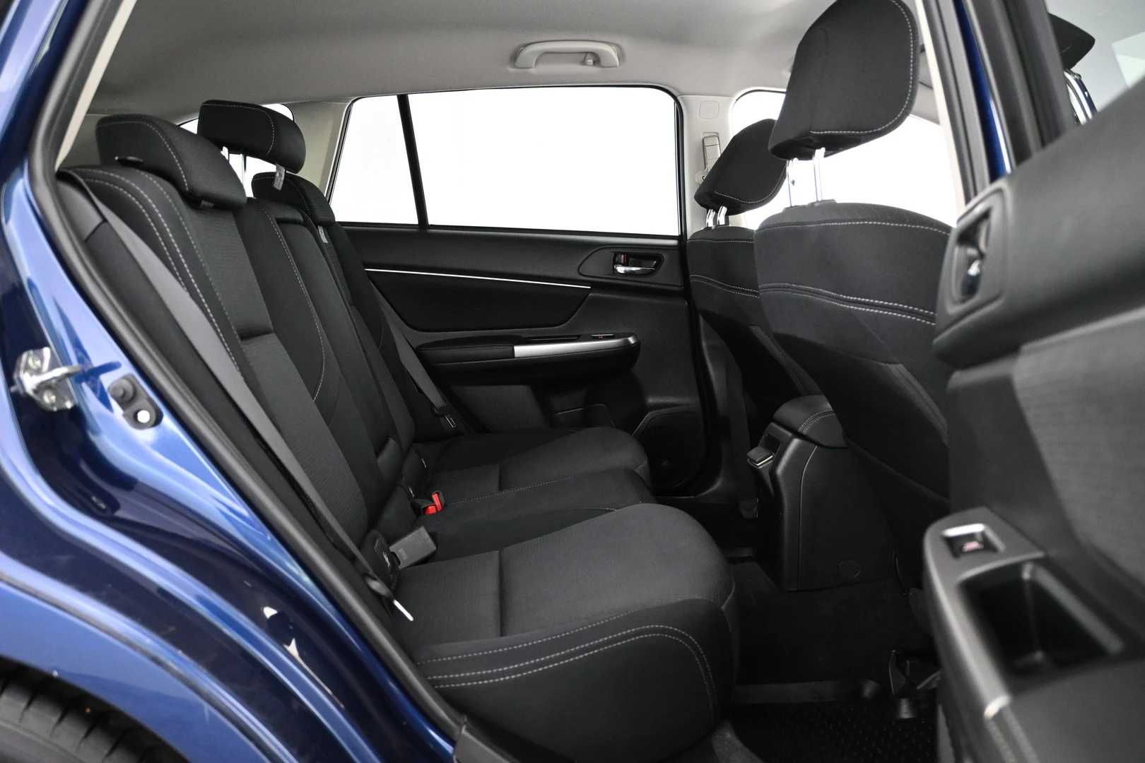 Car Image - SG2bAirrxJIwd48lUeTaB