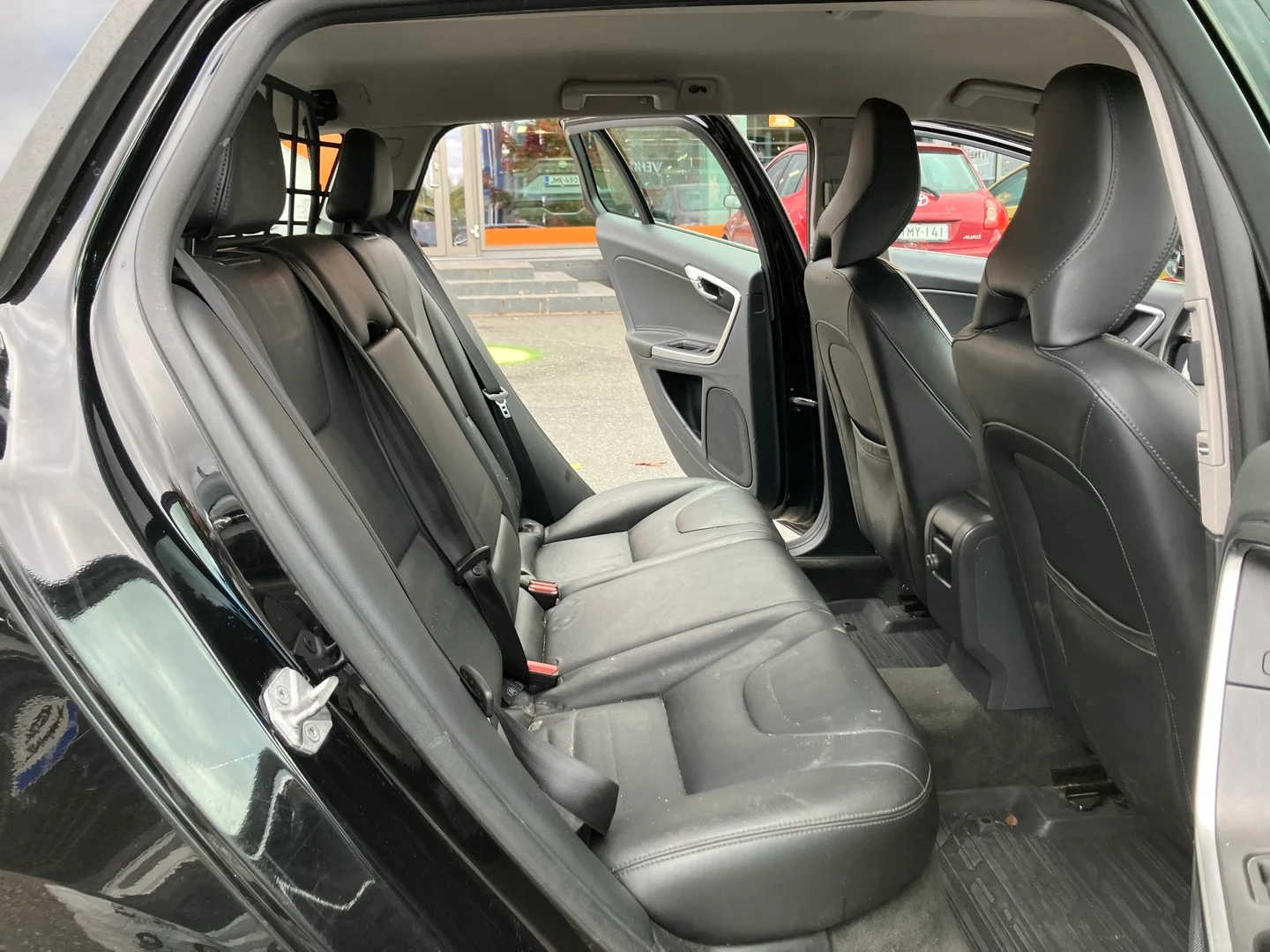 Car Image - 3mDGYb2FizyT0CLo329AIs