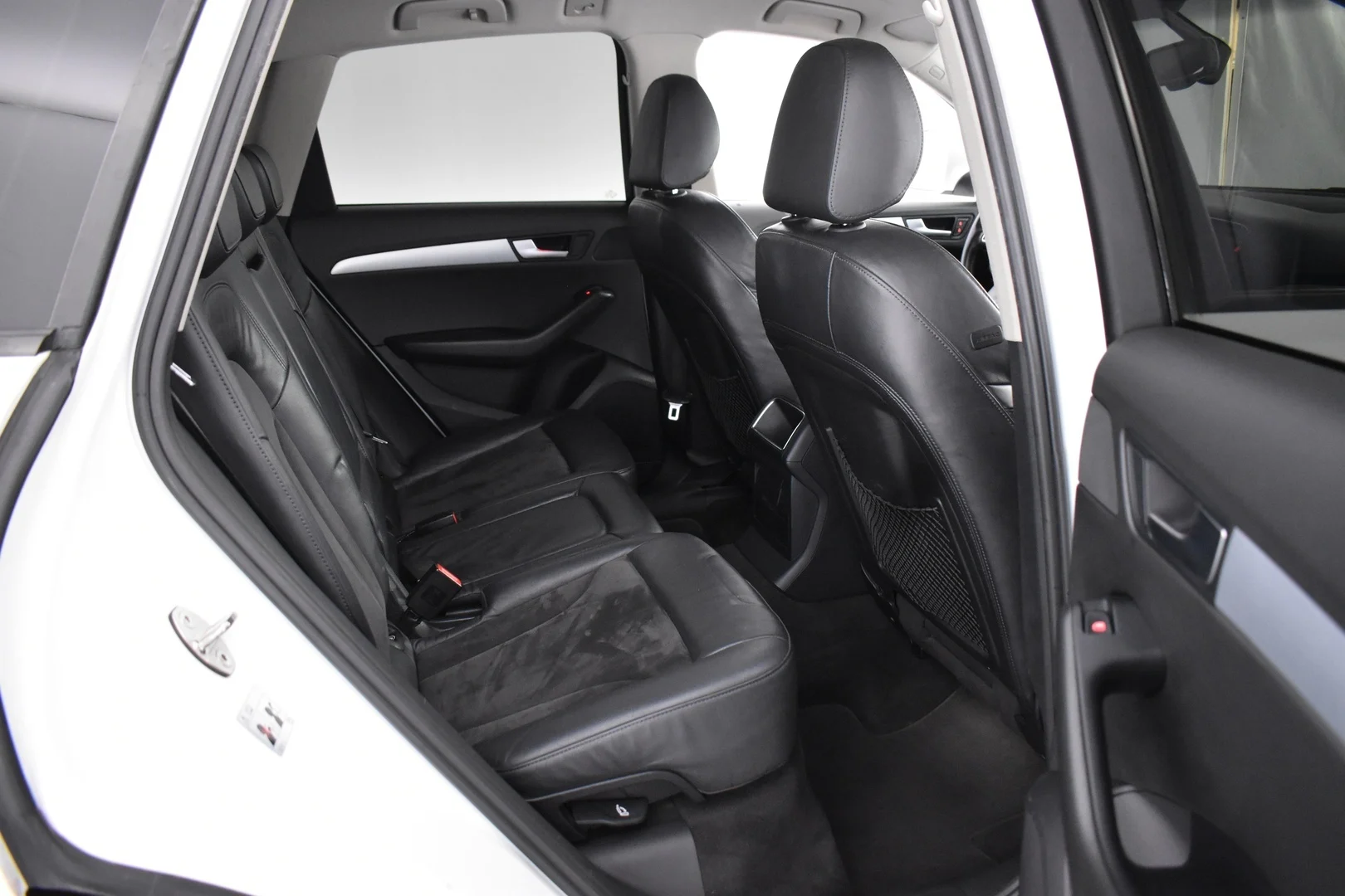 Car Image - 3dCnlrjspWTXHY0SdSdpTw