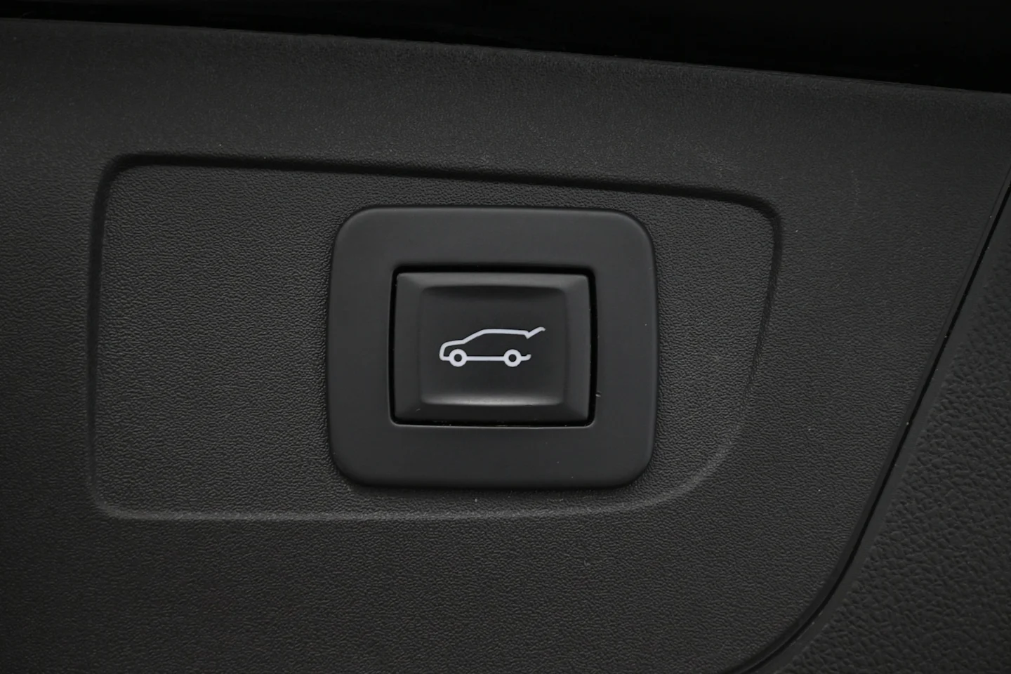 Car Image - 30T7RJbzdIxgF50ttIqZQT