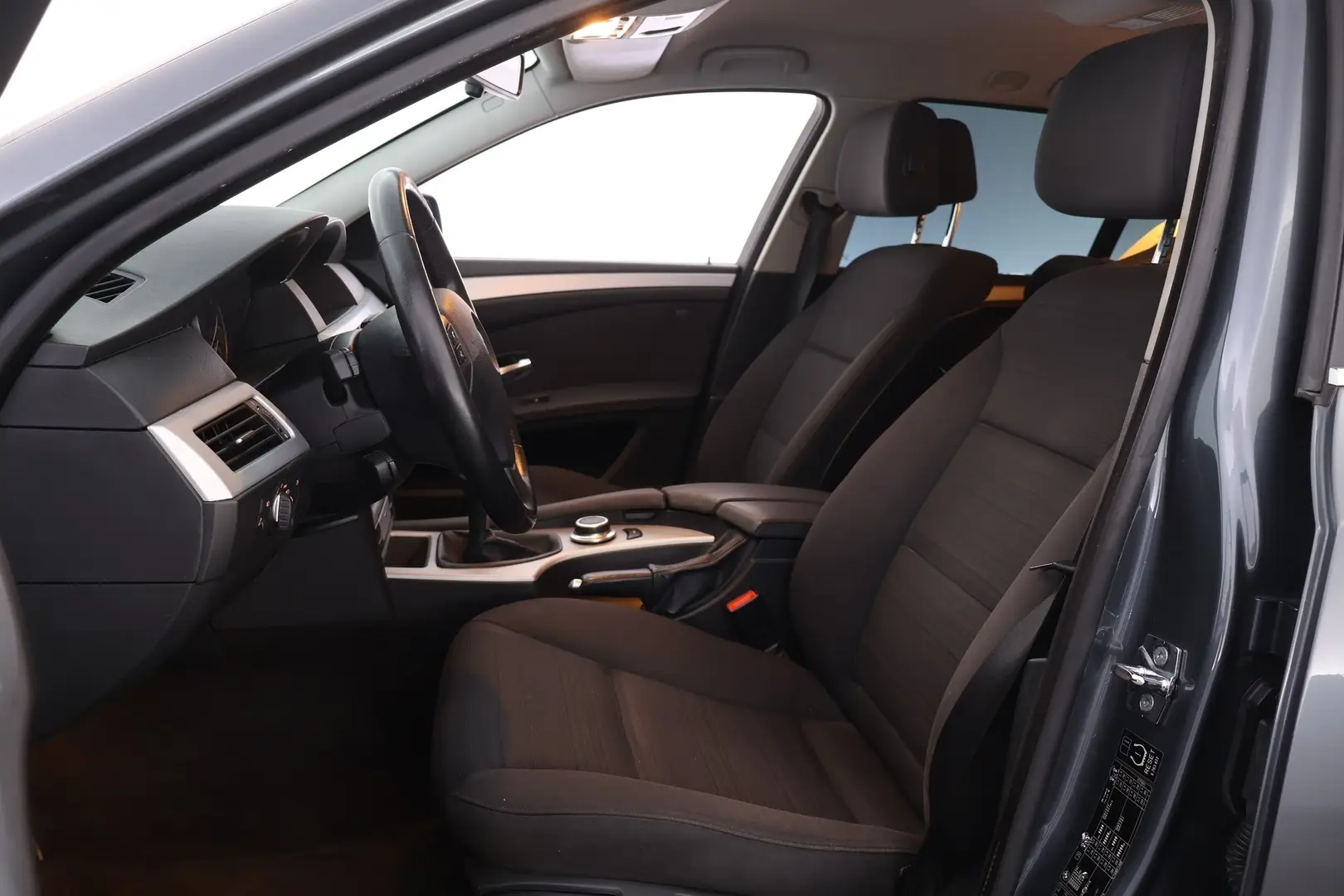 Car Image - 7MqUaeQJRyyNzQOngi8CGb