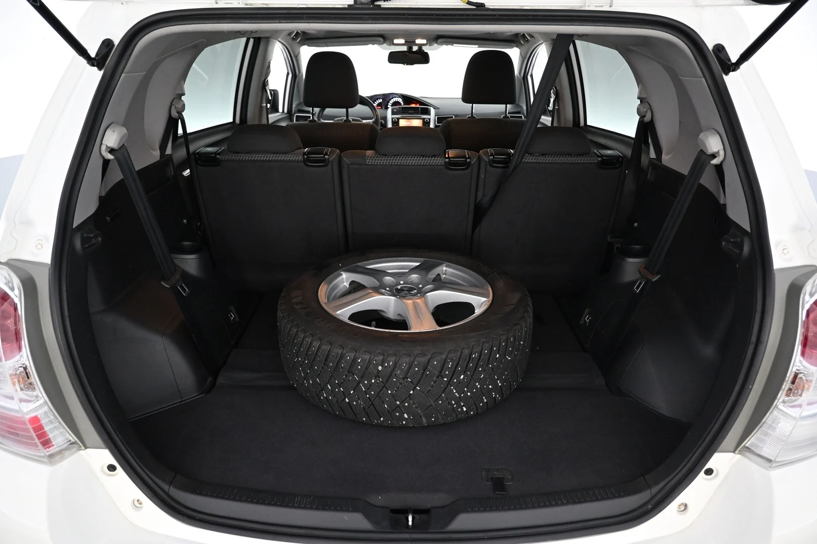 Car Image - 5Uzba2b60jzqvaQuls8FM4