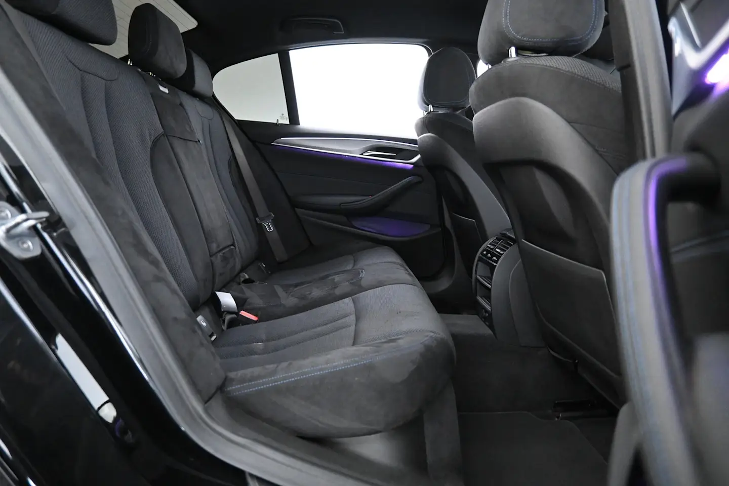 Car Image - 6fJmAJqmklSjMDqw4dto6f