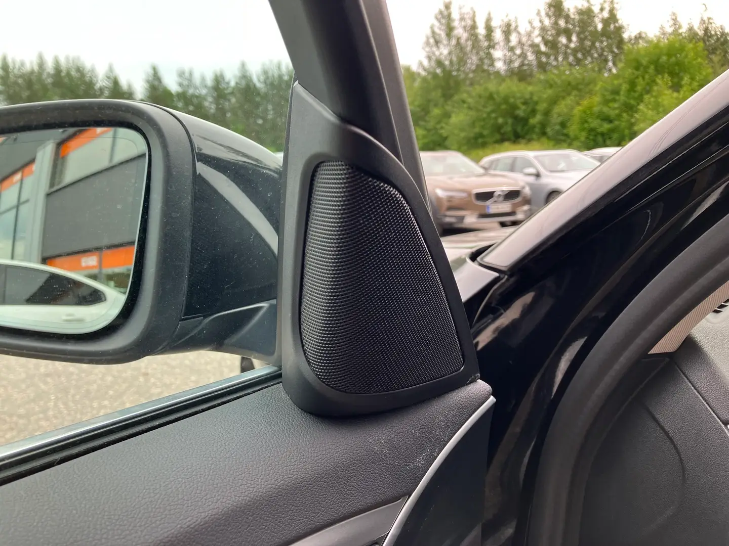 Car Image - 2gslaANqB9AOjdmAmmMjnj