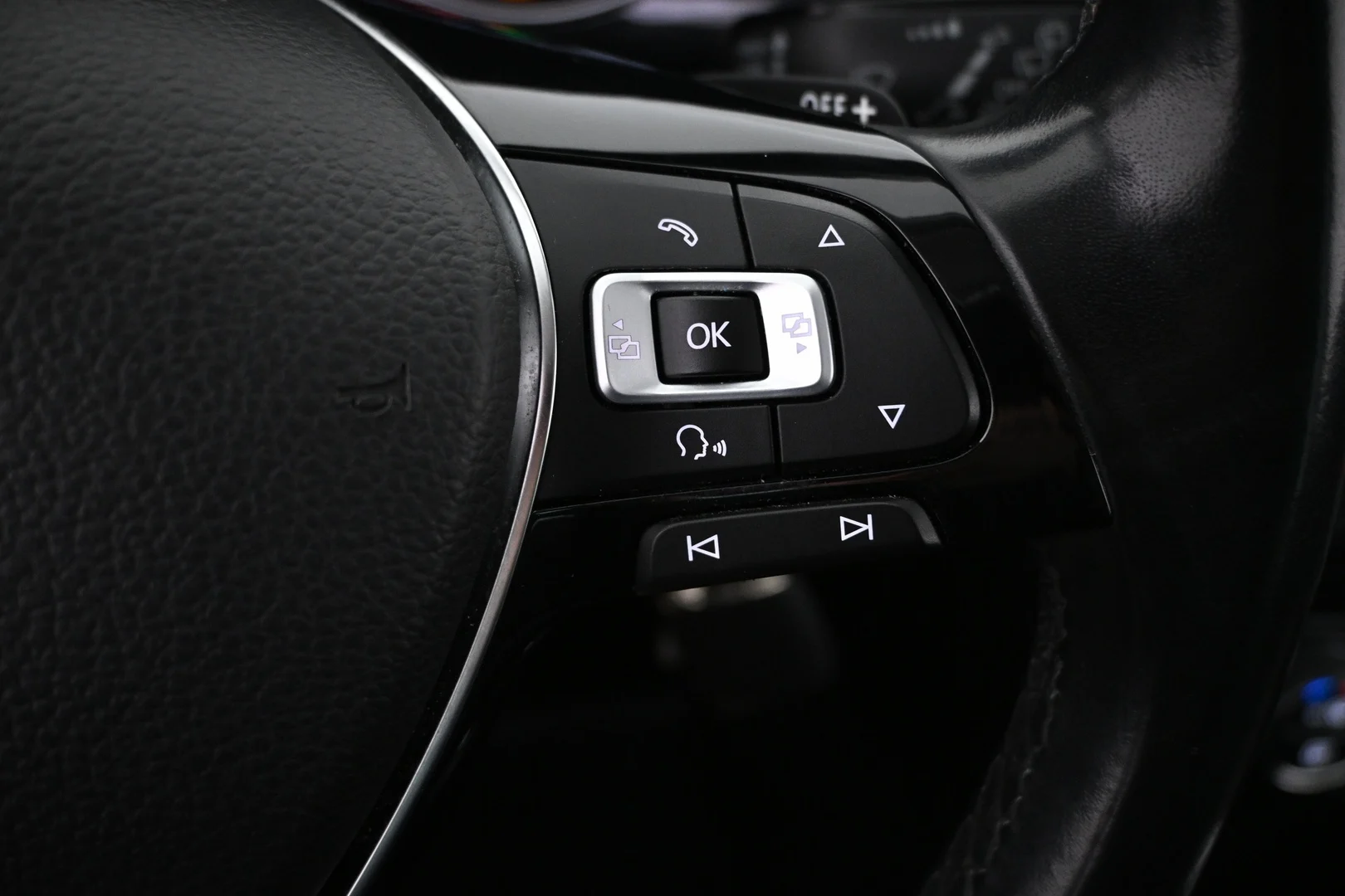 Car Image - 5tRHieHD8vVeXDfLnKZgJm