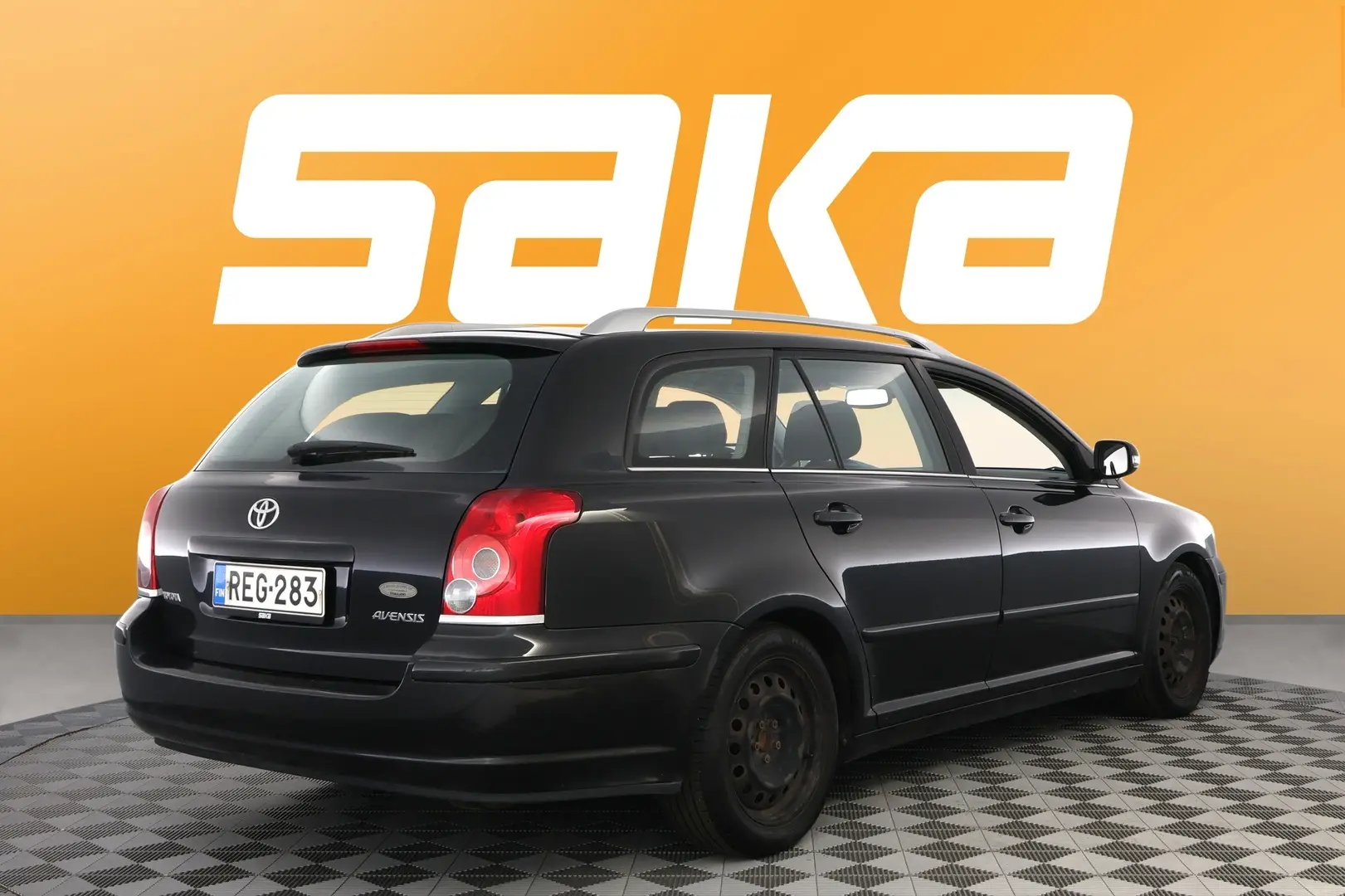 Car Image - 7GxoNuUNDPteTo8v9NU3df
