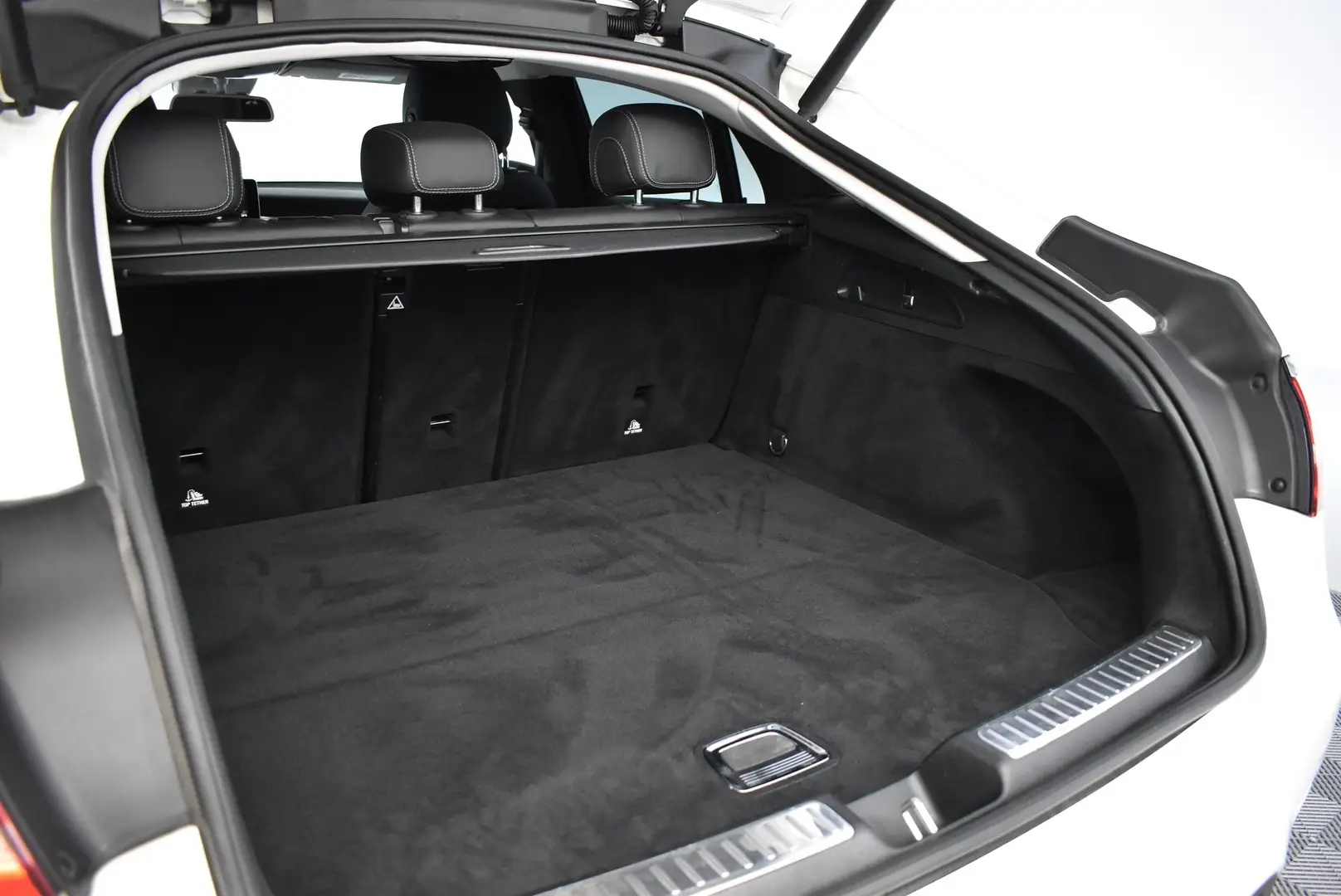 Car Image - 15VFgCm53a0Q9h3qtZnmO6