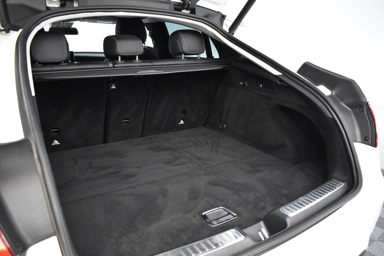 Car Image - 15VFgCm53a0Q9h3qtZnmO6