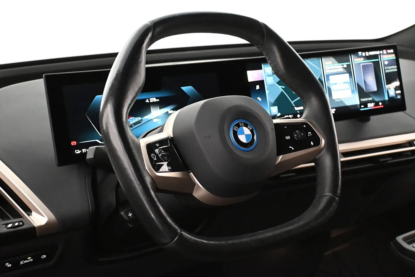 Car Image - 691eIaxDq35byf84DXfH5F