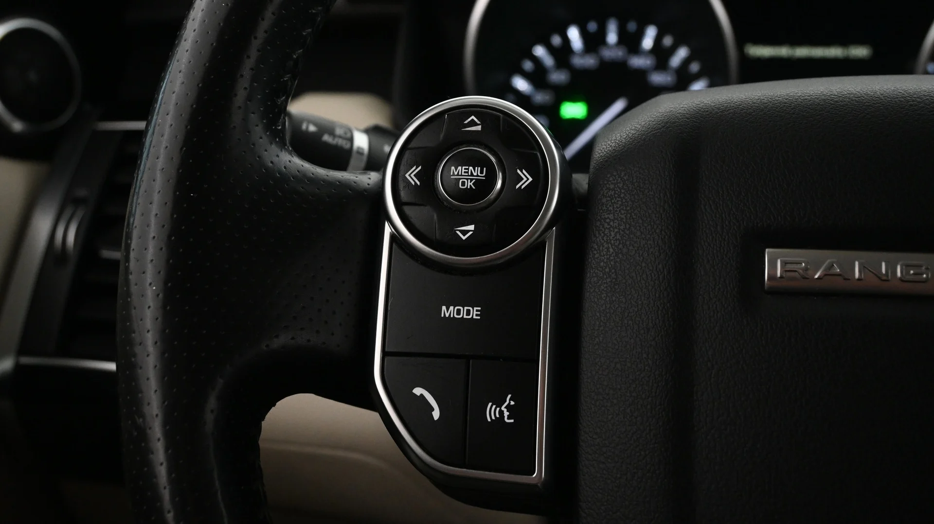 Car Image - 7fwqLXsFxd5ZdaLkh1emn1