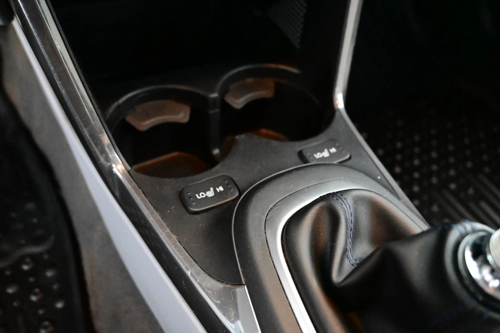 Car Image - 1KP2sbYHQFfOLL0V4JcDh8