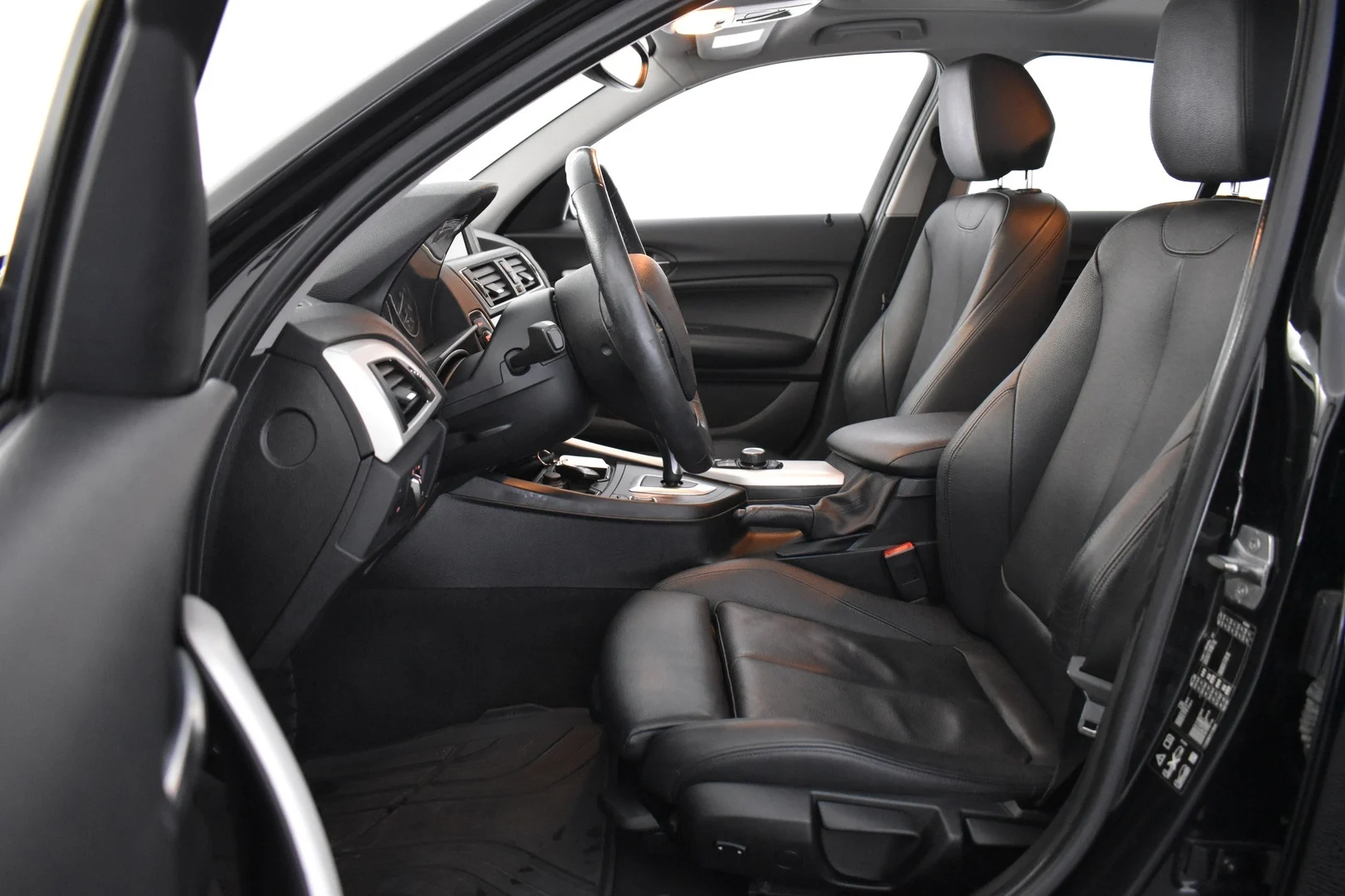 Car Image - 5hOeEpzKXWsAPkOdepK5Cb